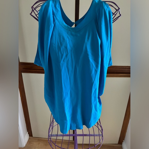 Bebe top - Picture 2 of 7